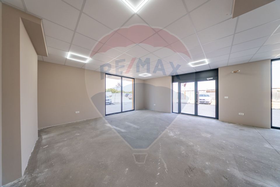 100sq.m Commercial Space for rent, Aurel Vlaicu area