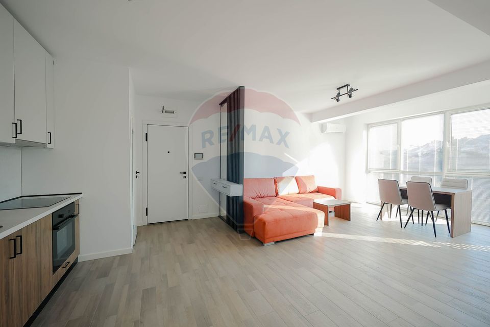 Apartament de închiriat cu 2 camere și parcare, ultracentral, Oradea