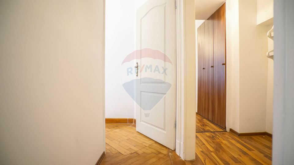 REZERVAT! Apartament 3 camere, în vilă, cu grădină proprie