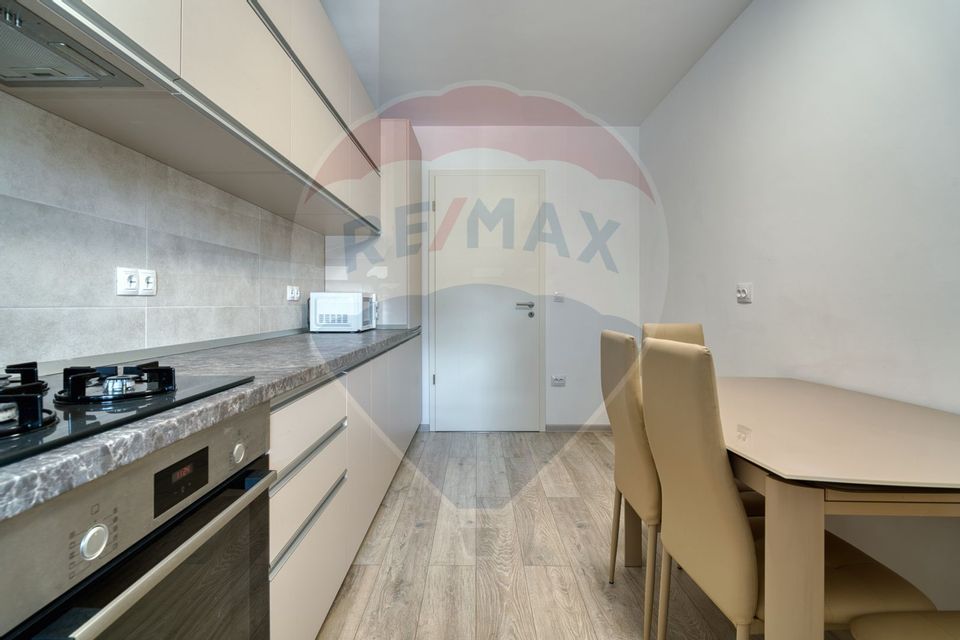 3 room Apartment for rent, Tractorul area