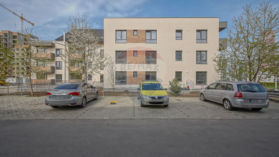 ! VANDUT ! Apartament 2 camere predare în maxim doua luni, Brașov