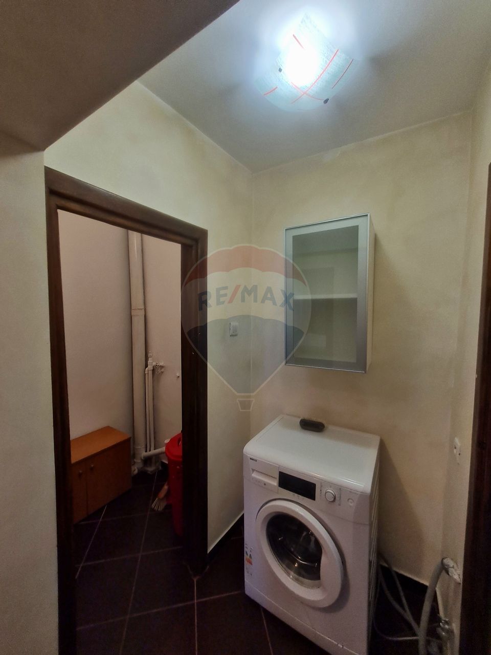 3 room Apartment for rent, Central area