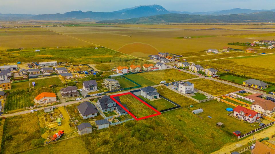 Land 1,000sqm Cristian / Strada Preot Virgil