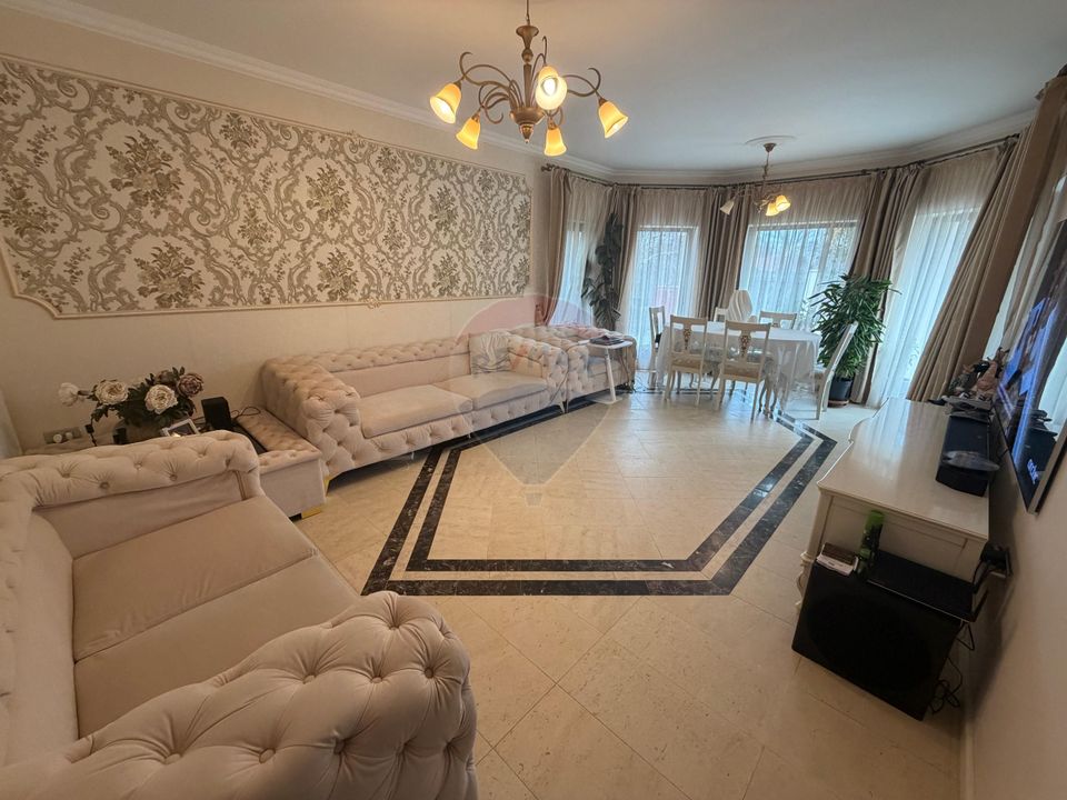 5 room House / Villa for sale