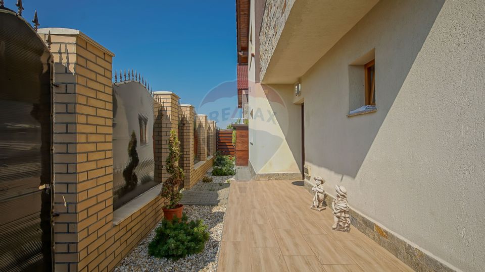 5 room House / Villa for sale