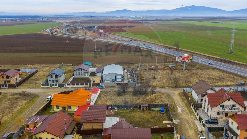 ANTECONTRACT | Hala de vanzare | 280 mp utili | Teren 661mp in Harman