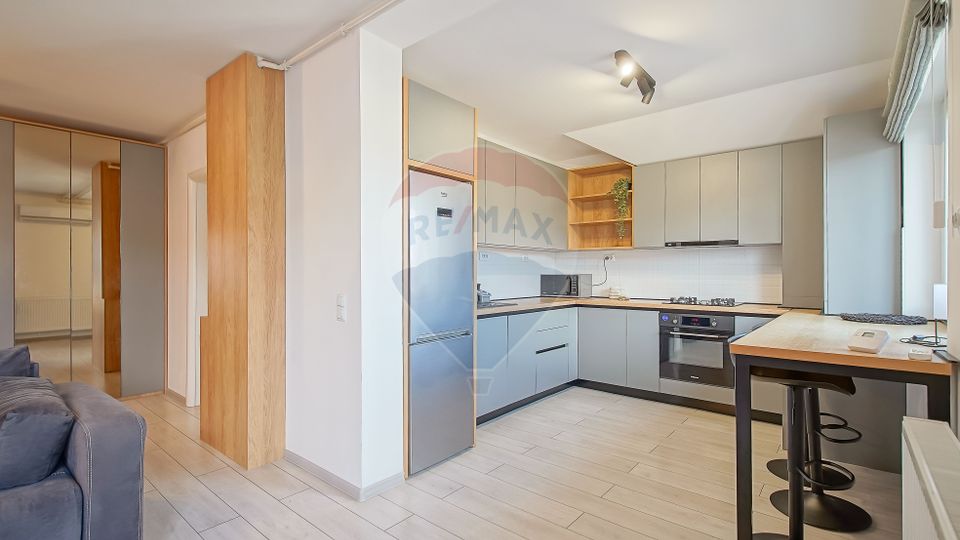 Apartament 2 camere premium, loc de parcare, boxa | Zona Tractorul