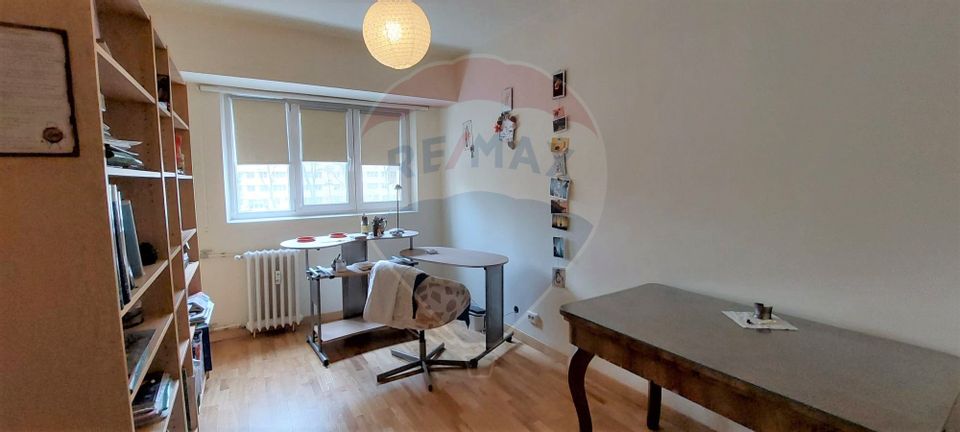 Apartament cu 3 camere de închiriat în zona Colentina