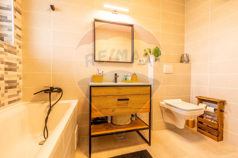 REZERVAT Casă individuala Harman