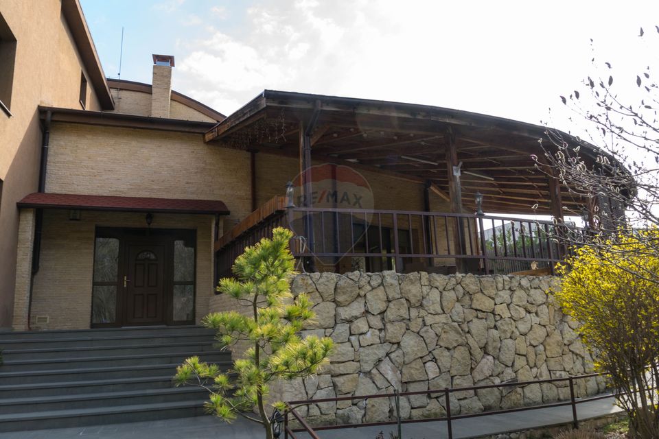 7 room House / Villa for sale, Faget area