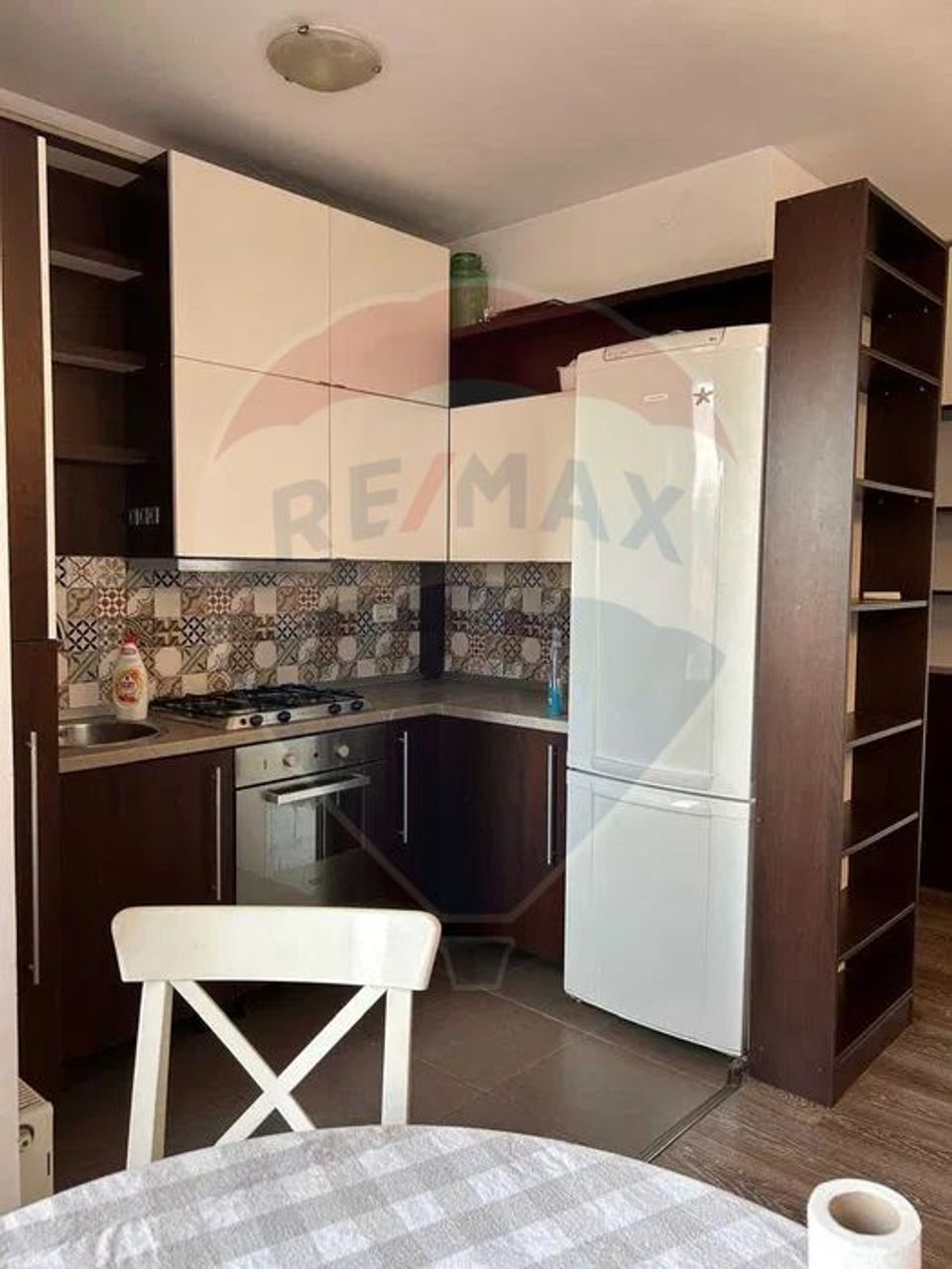 Apartament cu 2 camere de închiriat în zona Parcul Carol