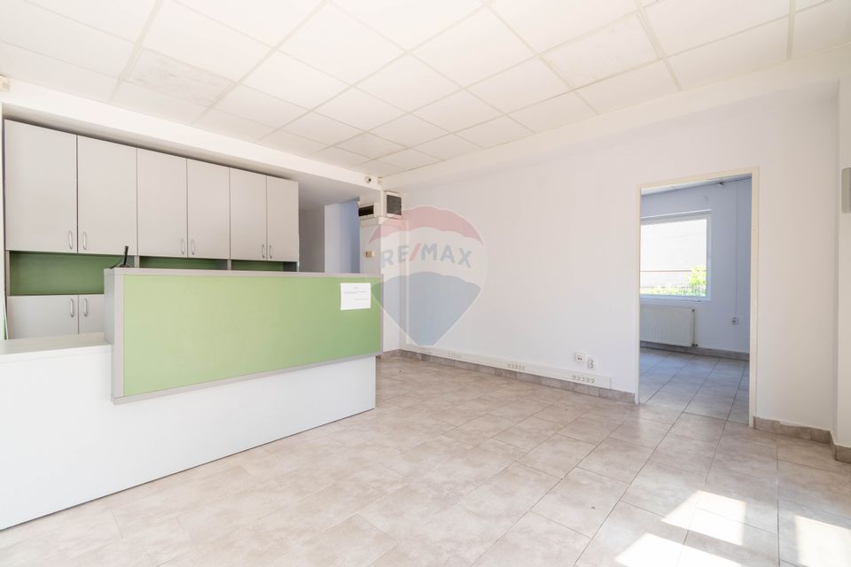 Casa cu 12 camere de vanzare in zona semicentrală! COMISION 0!