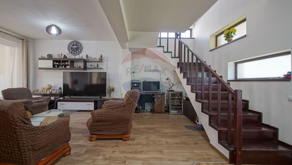 4 room House / Villa for sale, Sud area
