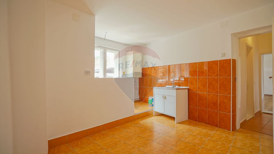 Apartament generos și luminos, la casă, Str. Iuliu Maniu, Brașov
