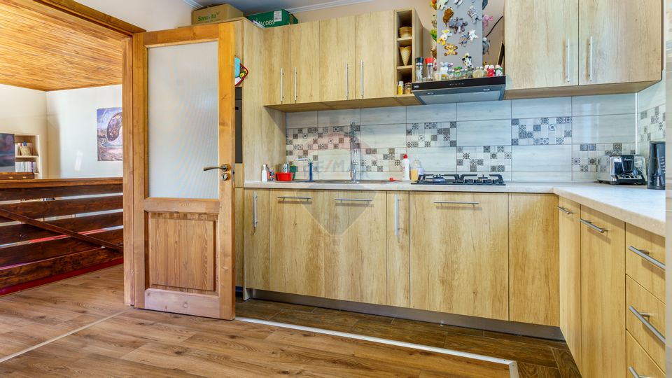 Vilă cu 8 camere de vânzare str Septimiu Albini, Gheorgheni