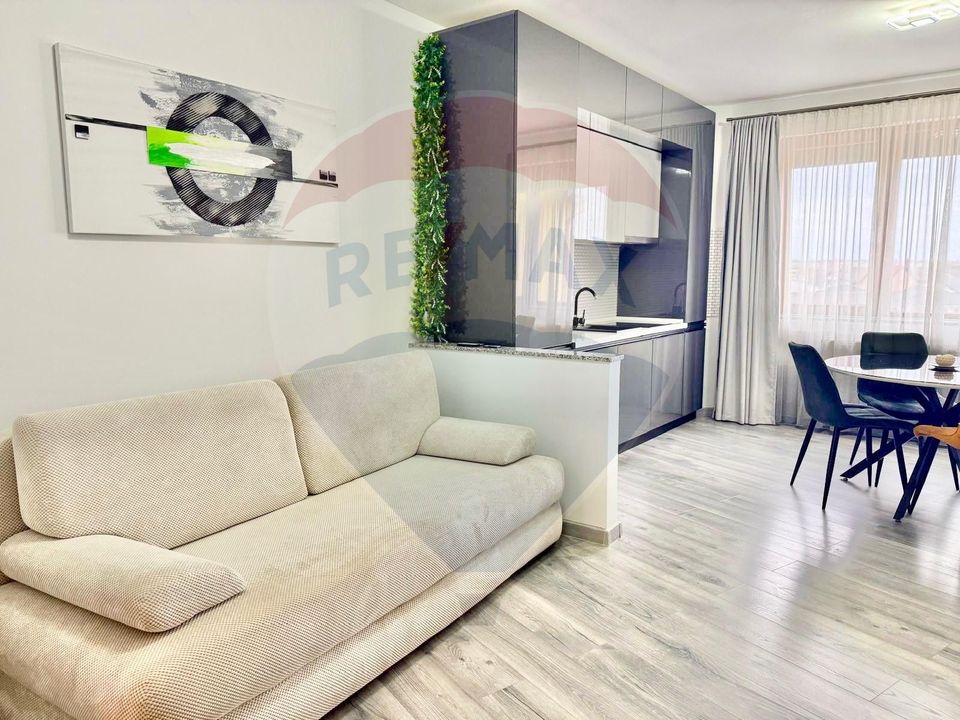 De închiriat apartament cu 3 camere , Zona Oncea