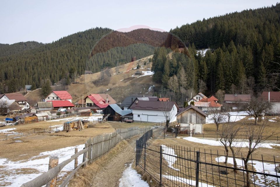 Land 1,091sqm Moieciu de Sus / Strada Valea Bangaleasa
