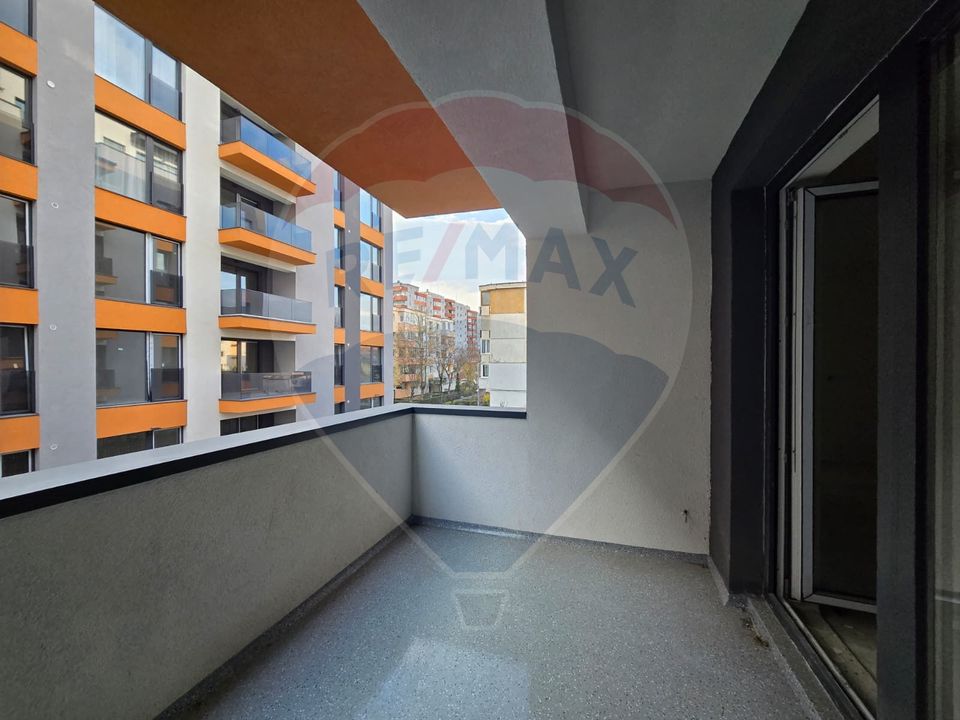 Apartament 2 camere, Între Lacuri