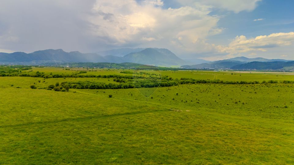 Teren 10,800mp Rasnov / Drumul DN73