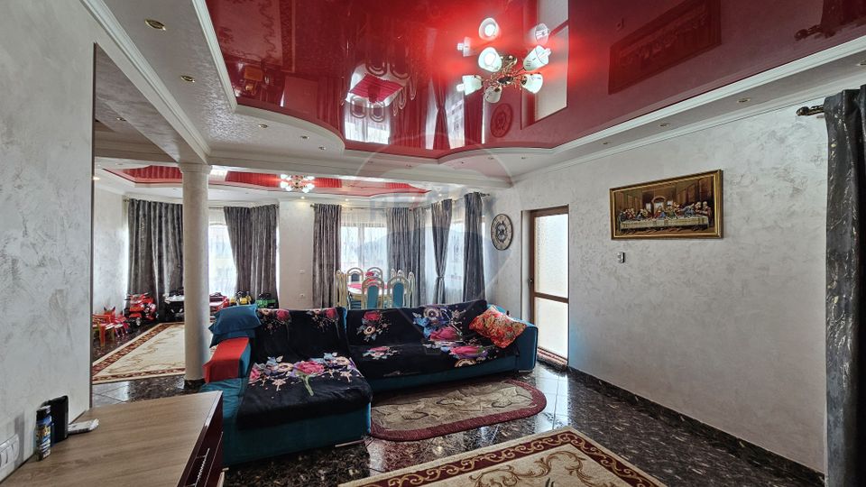 6 room House / Villa for sale