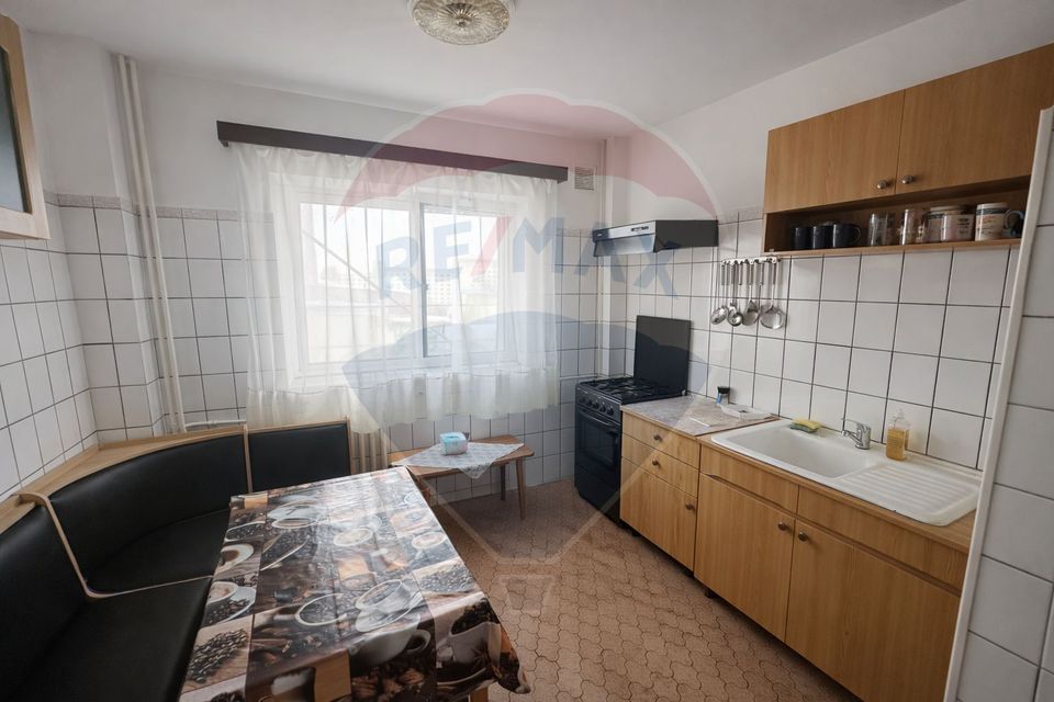 Apartament cu 2 camere de vânzare Piata Sudului