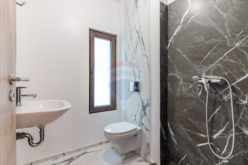 Casă / Vilă cu 5 camere de vânzare Tunari, Dimieni