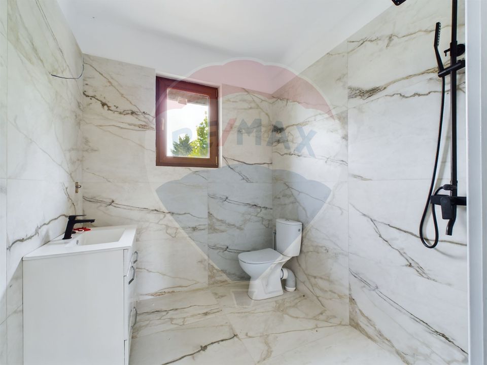 5 room House / Villa for sale