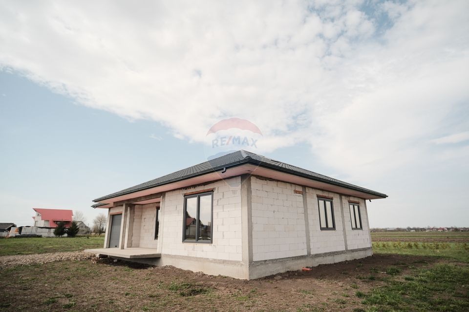 4 room House / Villa for sale