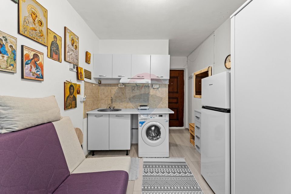 Garsonieră renovată, complet mobilată, zonă centrală – Calea Romanilor