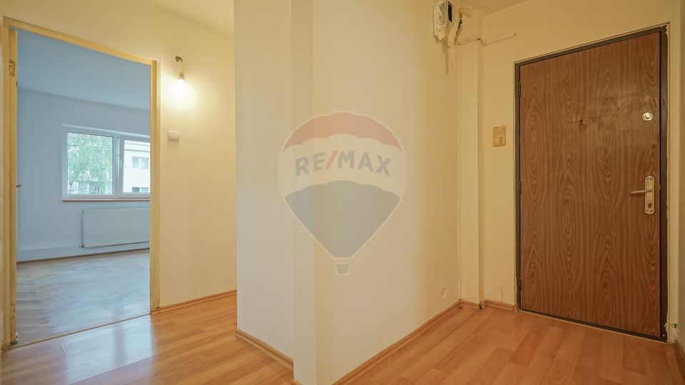 REZERVAT ! Vanzare apartament  4 camere zona Faget