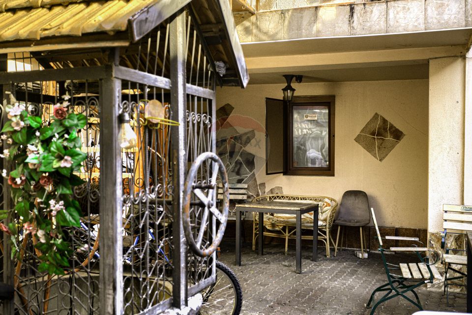 Cladire 10 camere de vânzare zona Intim/ Preluare chiriaș