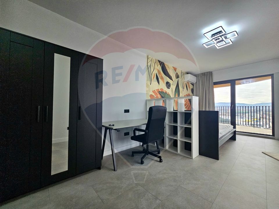 Studio de închiriat în West City Tower - nou, confort si parcare