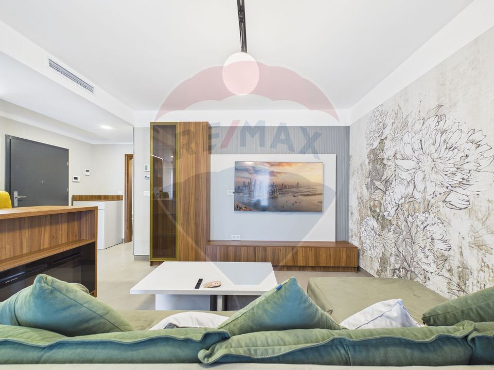 Apartament cu 2 camere ultrafinisat, de inchiriat - Zona Decebal