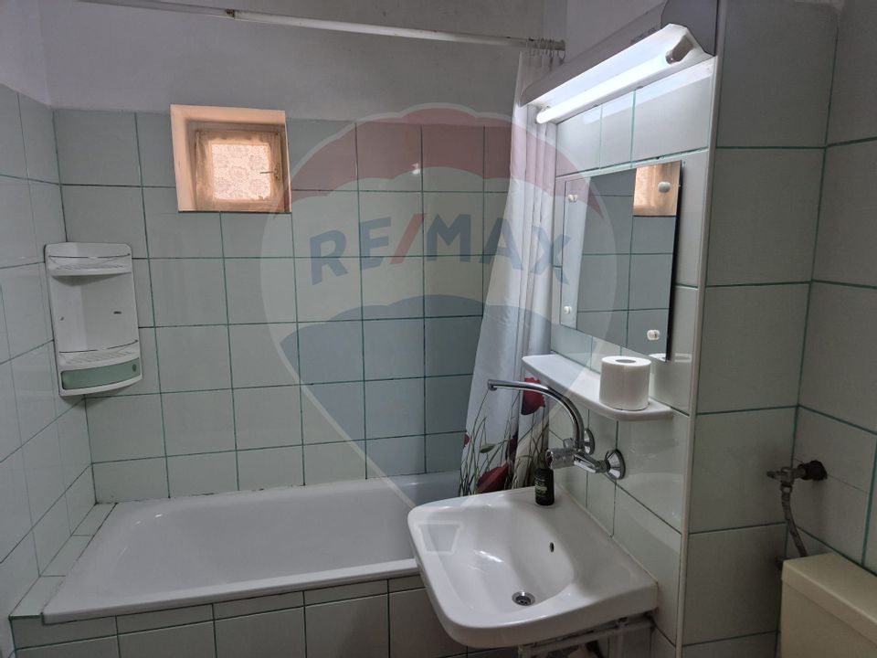 3 room Apartment for sale, 9 Mai area