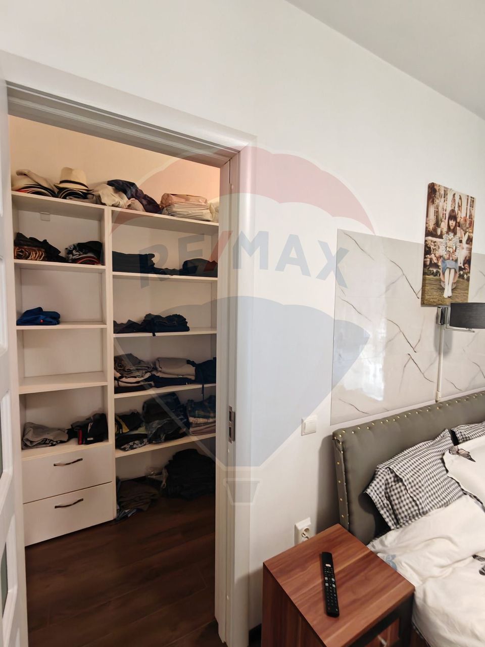 Casă / Vilă cu 4 camere de închiriat