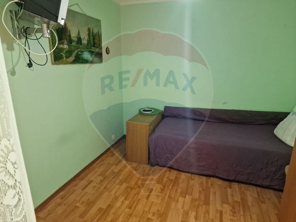 Apartament cu 2 camere de vânzare în zona Mioritei