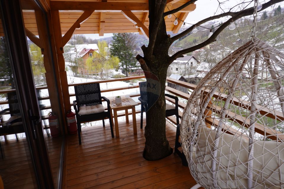 Casă de vânzare, Moisei