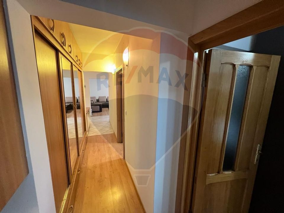 Apartament 3 camere  zona Doi Stejari