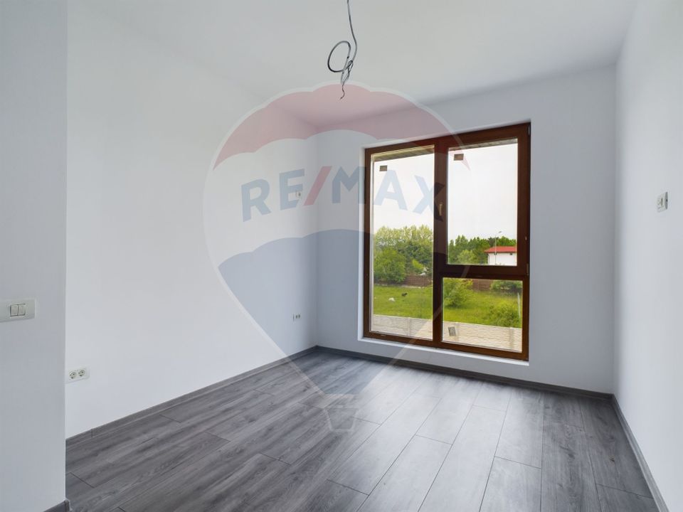 5 room House / Villa for sale