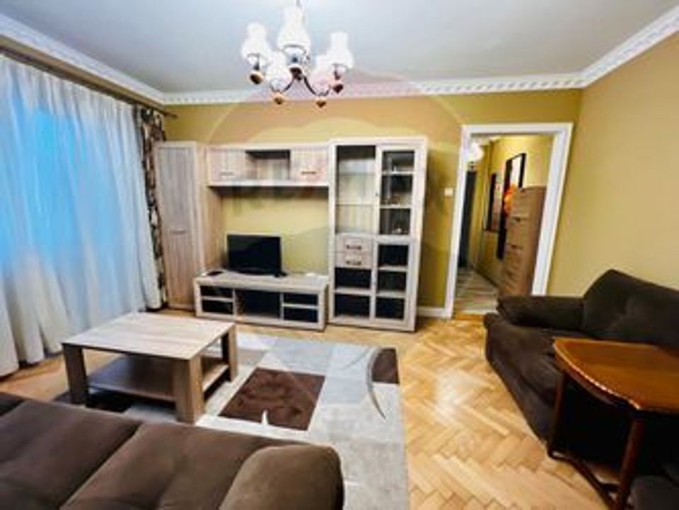 2 room Apartment for rent, Podgoria area