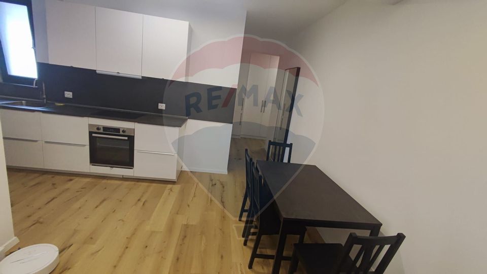 Apartament cu 2 camere de închiriat in Parcul Brătianu