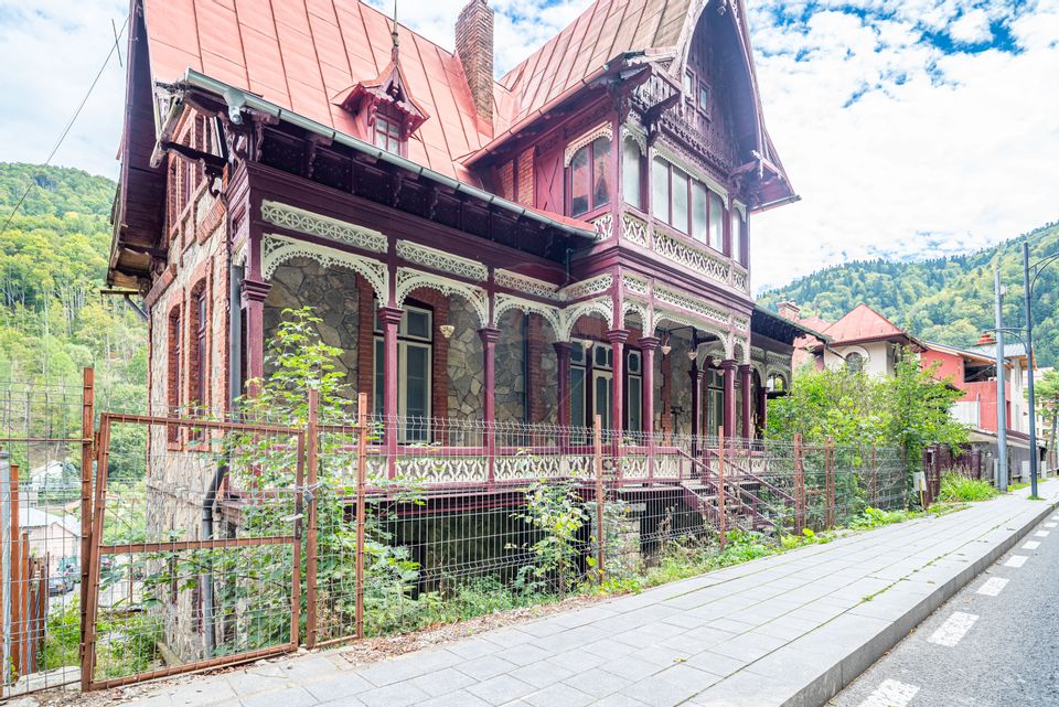 Oportunitate! Vila cu arhitectura spectaculoasa ultracentrala, Sinaia