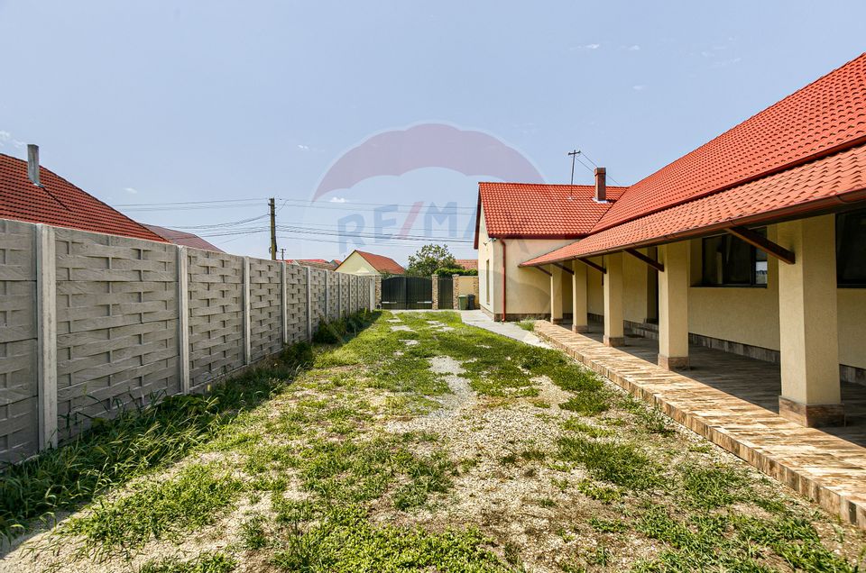 5 room House / Villa for sale