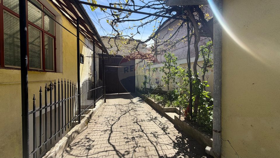 6 room House / Villa for sale, Ultracentral area