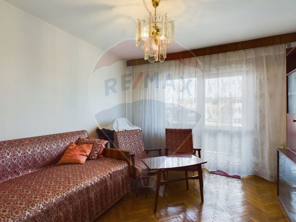 Apartament 3 camere, Calea Bucureşti