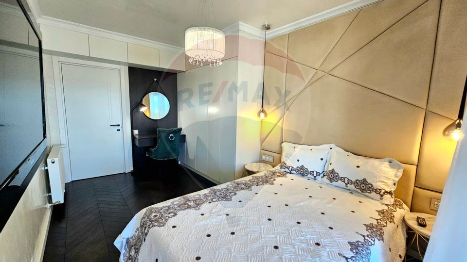 Inchiriere penthouse superfinisat cu 3 camere in zona Centrala