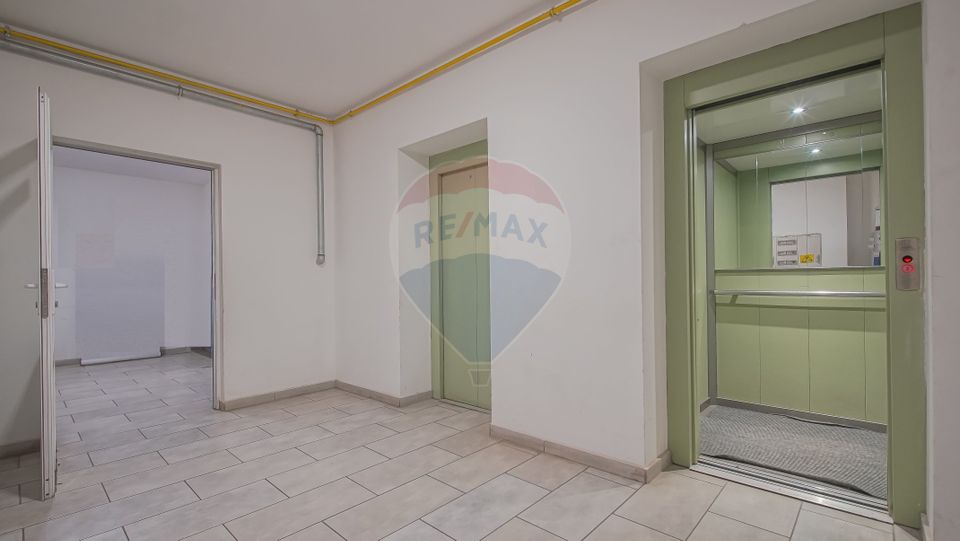 124sq.m Office Space for rent, Central area