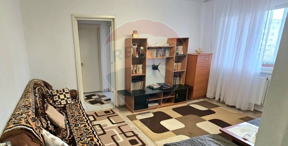 2 room Apartment for sale, Milcov area