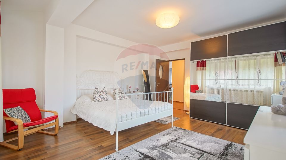 Apartament Premium cu Terasă Panoramică către Munții Bucegi!