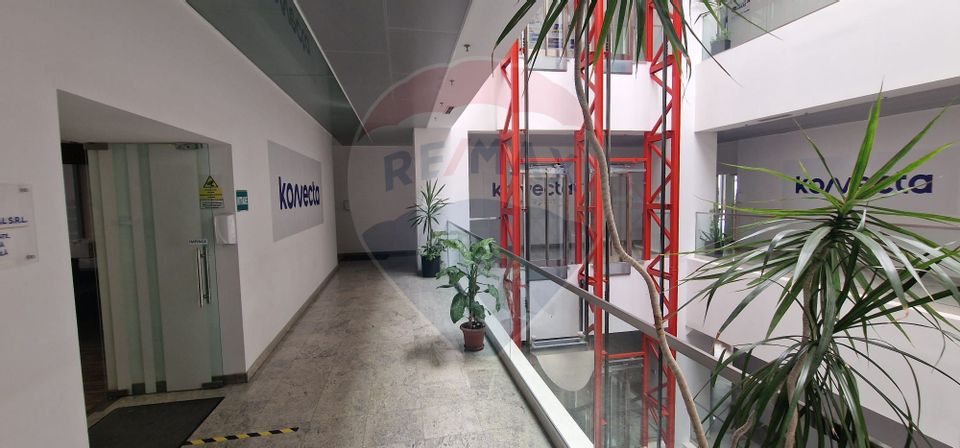 Spațiu de birouri clasa A,  B-dul Unirii, 30 Avenue Business Center